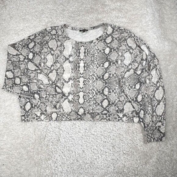 Express Snakeskin Print Dolman Crop Sweatshirt - Picture 7 of 8